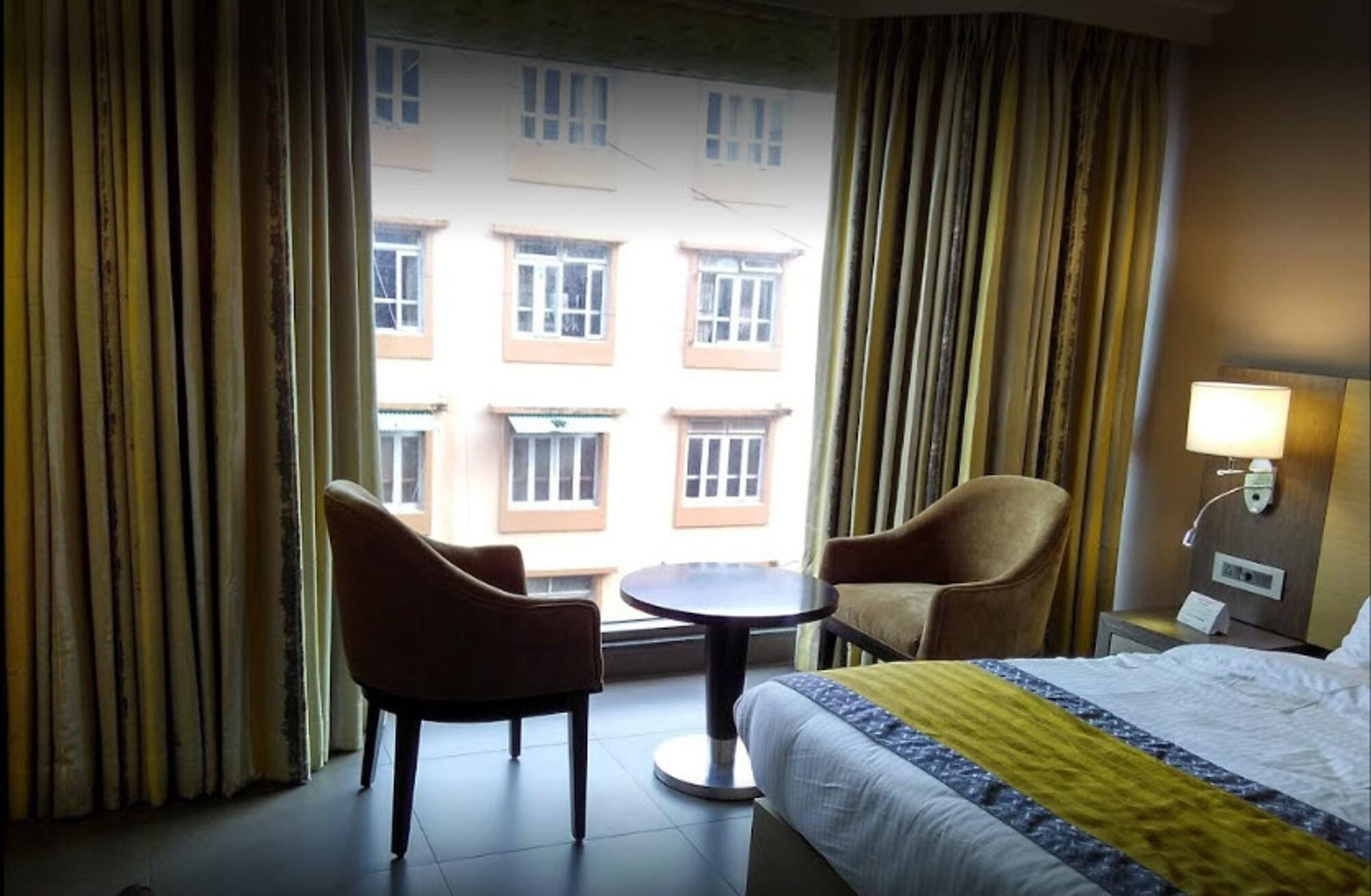 Grande Delmon Hotell Panaji Exteriör bild