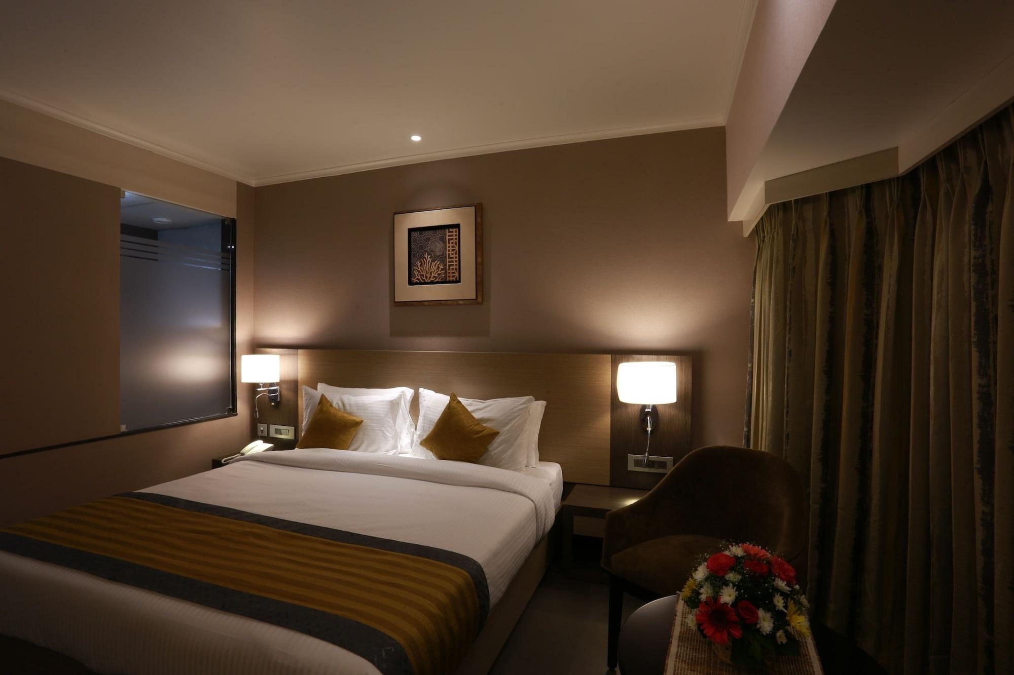 Grande Delmon Hotell Panaji Exteriör bild